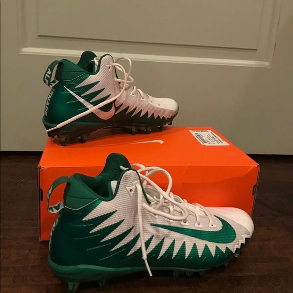 nike football cleats size 12